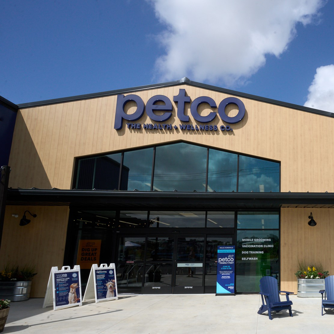 Petco Pet Store Chain: Complete Guide to America's Leading Pet Retailer