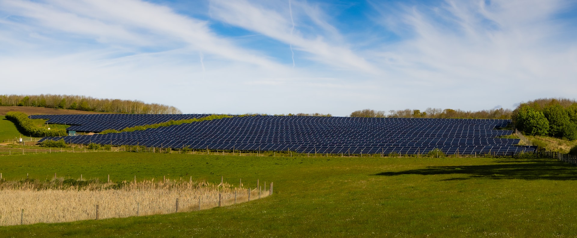 The Future of Renewable Energy Technology: Innovations, Opportunities, and Practical Guidance for 2025 and Beyond