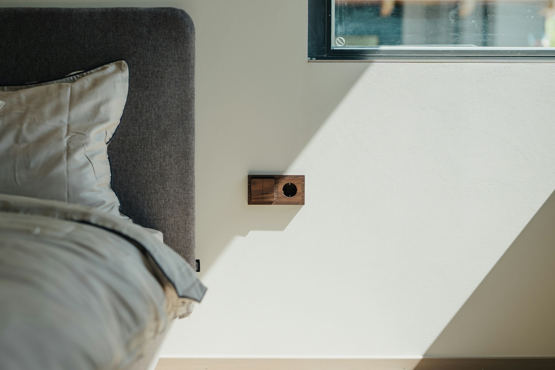 Navigating Interoperability in Modern Home Ecosystems